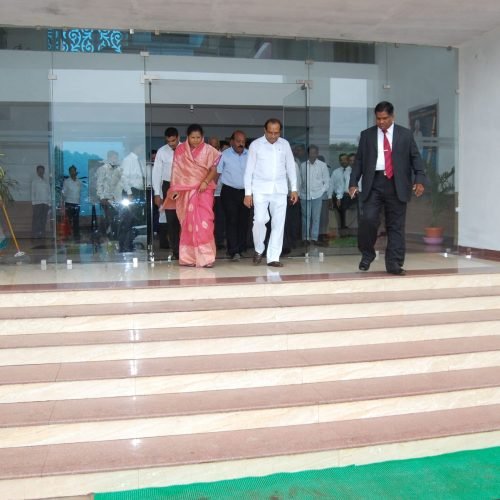 3b9c79ee-6234-46a5-a73f-b1874749c25b